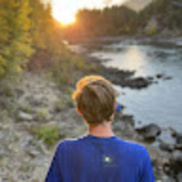 Meet your Posher, Quinn - Picture 1 of 1